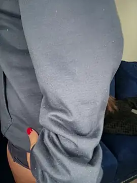 Lunaliaa  online show from March 13, 5:12 am