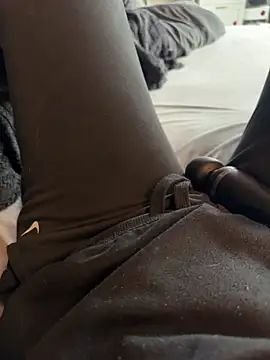 aleexii s online show from April 14, 10:31 am