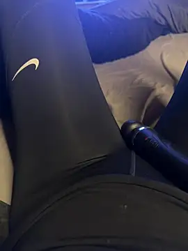 aleexii s online show from April 23, 7:04 pm