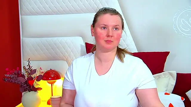 MelodyMoores online show from March 25, 6:35 am