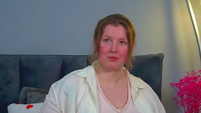 MelodyMoores online show from April 3, 6:53 am