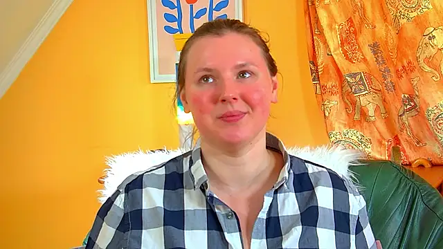 MelodyMoores online show from April 1, 7:20 am