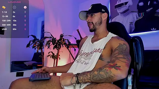 Snapshot of NikoHank_ chatting on July 19, 5:27 am NikoHank online show from July 19, 5:27 am