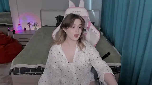 JennyHardy online show from July 12, 2:29 pm