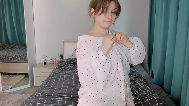 JennyHardy online show from August 9, 1:28 pm