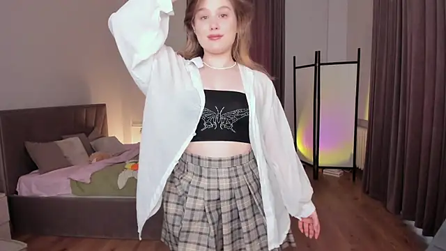 JennyHardy online show from April 14, 11:48 am