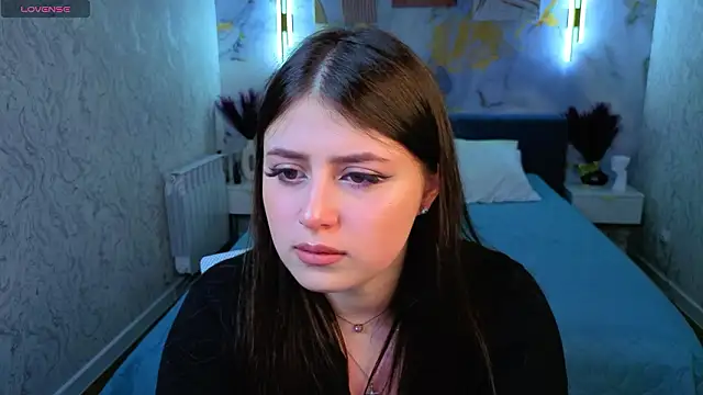 Crystal-Lace online show from March 13, 1:43 am