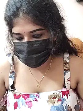 Sunitha28 online show from April 16, 2:40 pm