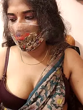 Sunitha28 online show from April 15, 4:11 pm