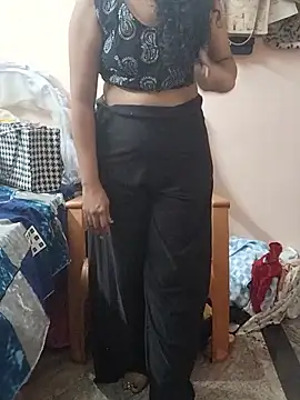 Sunitha28 online show from March 27, 4:30 pm