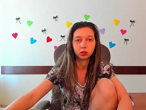 Ellina Star online show from April 8, 8:05 am