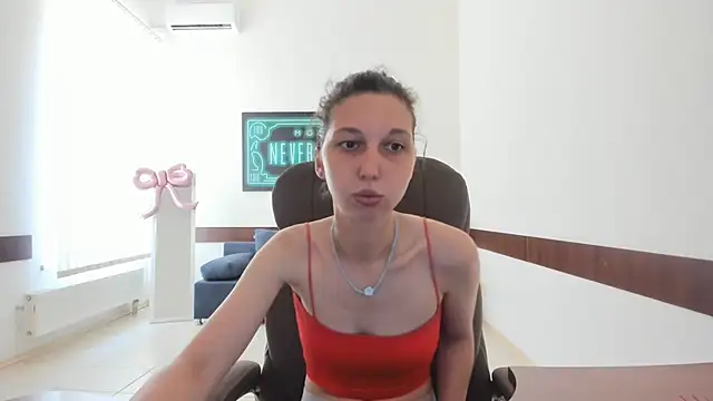 Snapshot of Ellina_Star chatting on June 30, 8:14 am Ellina Star online show from June 30, 8:14 am