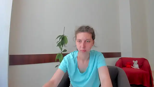 Snapshot of Ellina_Star chatting on June 29, 8:21 am Ellina Star online show from June 29, 8:21 am
