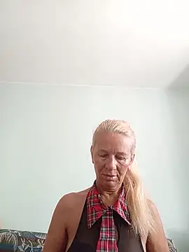 Snapshot of ViktoriaSexi1 chatting on June 11, 5:48 am ViktoriaSexi1 online show from June 11, 5:48 am