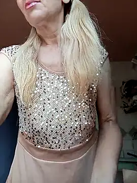 ViktoriaSexi1 online show from April 17, 6:05 am