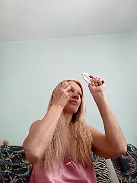 ViktoriaSexi1 online show from May 5, 7:55 am