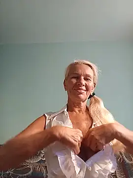 Snapshot of ViktoriaSexi1 chatting on July 9, 6:47 am ViktoriaSexi1 online show from July 9, 6:47 am