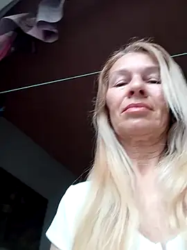 ViktoriaSexi1 online show from April 4, 5:03 am