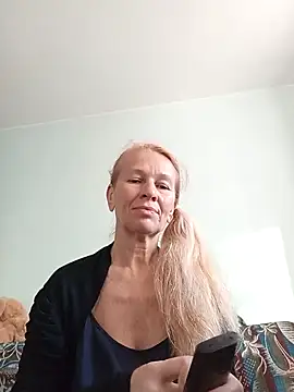 ViktoriaSexi1 online show from April 15, 4:40 am