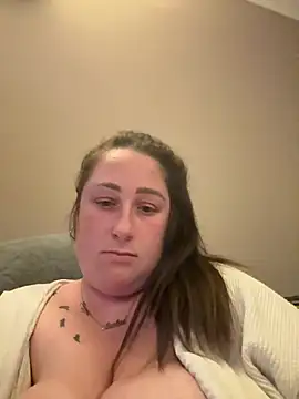 CurvyCatx online show from April 23, 7:48 pm