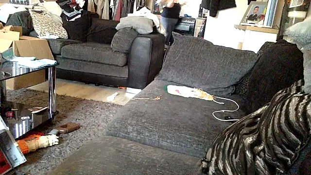 CurvyCatx online show from March 12, 9:24 am