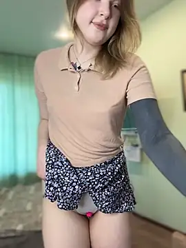  elliiss  online show from May 8, 1:04 pm