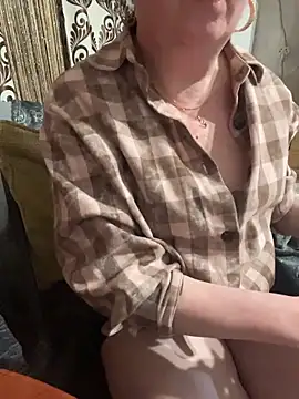 Melissa Morris online show from March 4, 6:48 pm