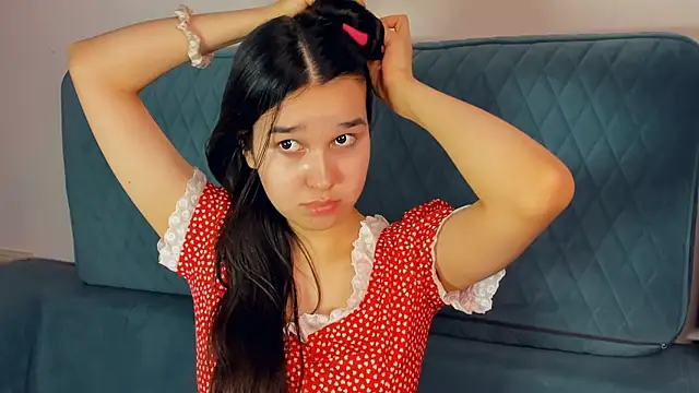 ShawtyCelina online show from April 9, 5:30 pm