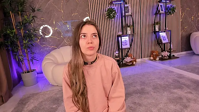 Velvet Spell online show from March 29, 3:41 am