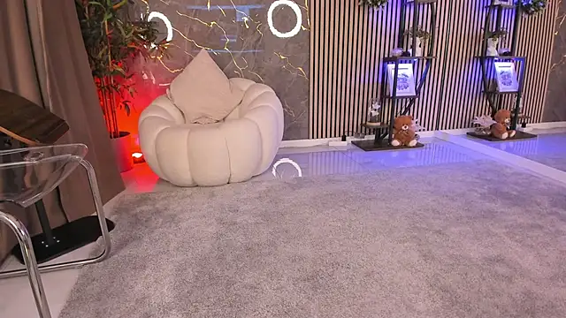 Velvet Spell online show from May 4, 3:21 am