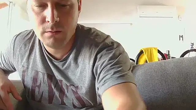 lustonfan online show from March 29, 3:02 pm