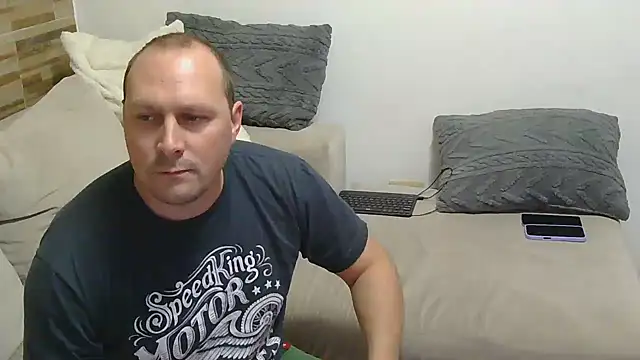 lustonfan online show from May 25, 8:40 pm