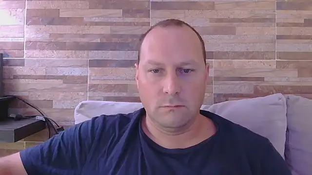 lustonfan online show from April 10, 12:34 pm