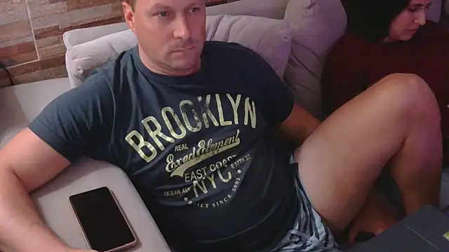 lustonfan online show from April 14, 1:43 am