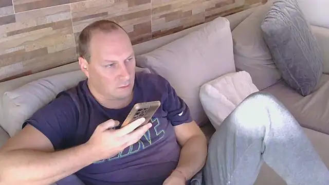 lustonfan online show from May 11, 1:34 pm