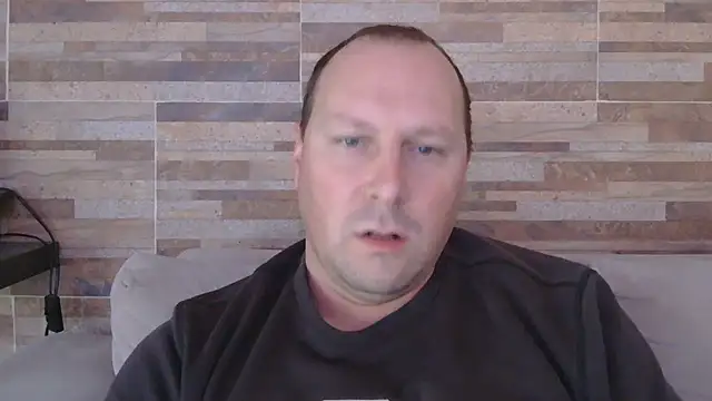 lustonfan online show from June 11, 12:35 pm