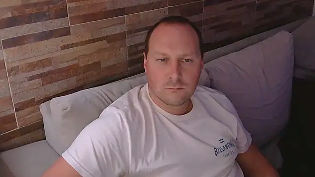 lustonfan online show from May 5, 1:52 am