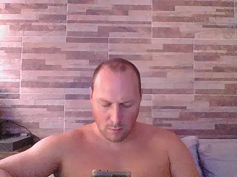 lustonfan online show from March 11, 2:33 pm