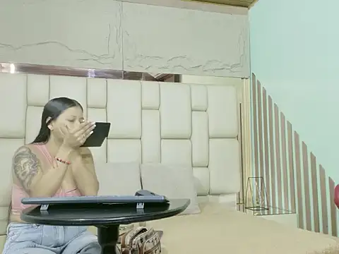 VikyANDfer online show from March 27, 1:34 pm