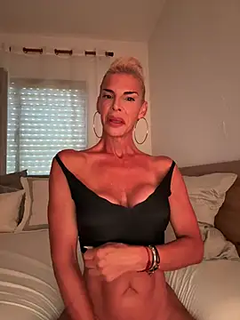 Aria 69 online show from June 7, 5:07 pm