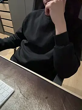 Nira16 online show from April 13, 2:21 pm