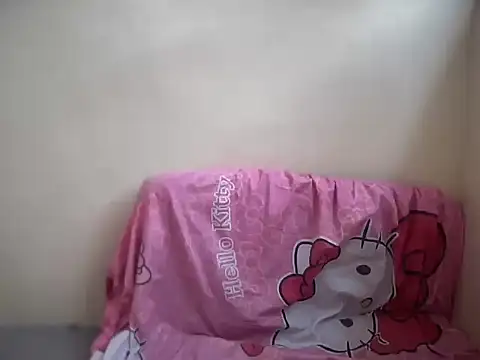 Snapshot of yourmommy_pia chatting on July 19, 2:53 am yourmommy pia online show from July 19, 2:53 am
