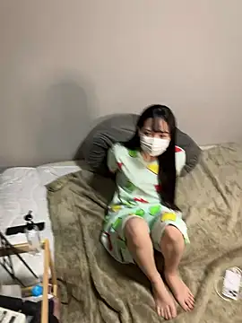 runa3800 online show from April 18, 3:47 pm