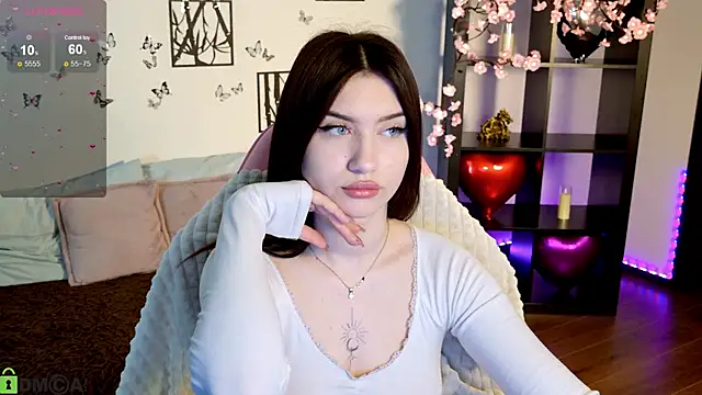 Sugar Kitten12 online show from May 20, 4:42 am