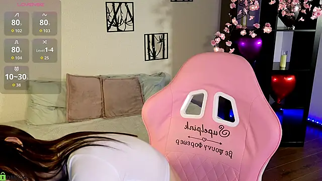 Sugar Kitten12 online show from April 13, 1:09 am