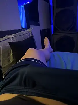 MatthewEmme2121 online show from April 13, 4:11 pm