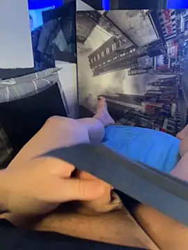 MatthewEmme2121 online show from April 5, 10:49 pm