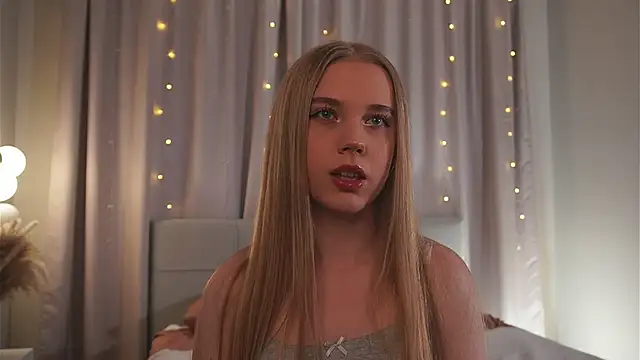 tayashy online show from May 25, 4:38 pm
