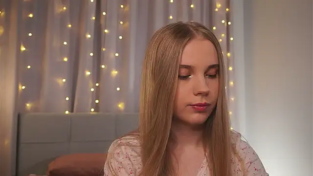 tayashy online show from May 18, 4:01 pm