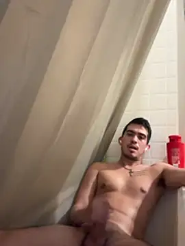 papichulo102099 online show from March 19, 7:25 pm